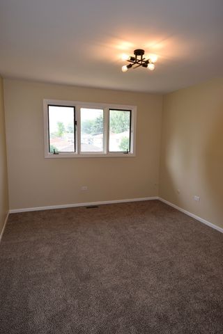 5110 137th Street, Crestwood, IL 60418