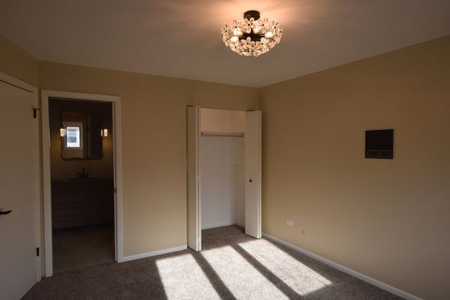 5110 137th Street, Crestwood, IL 60418