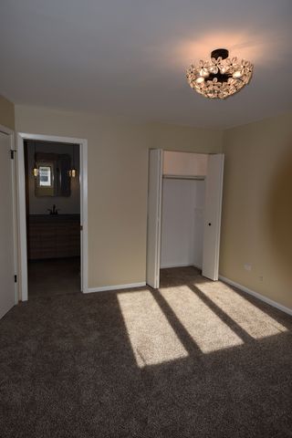 5110 137th Street, Crestwood, IL 60418