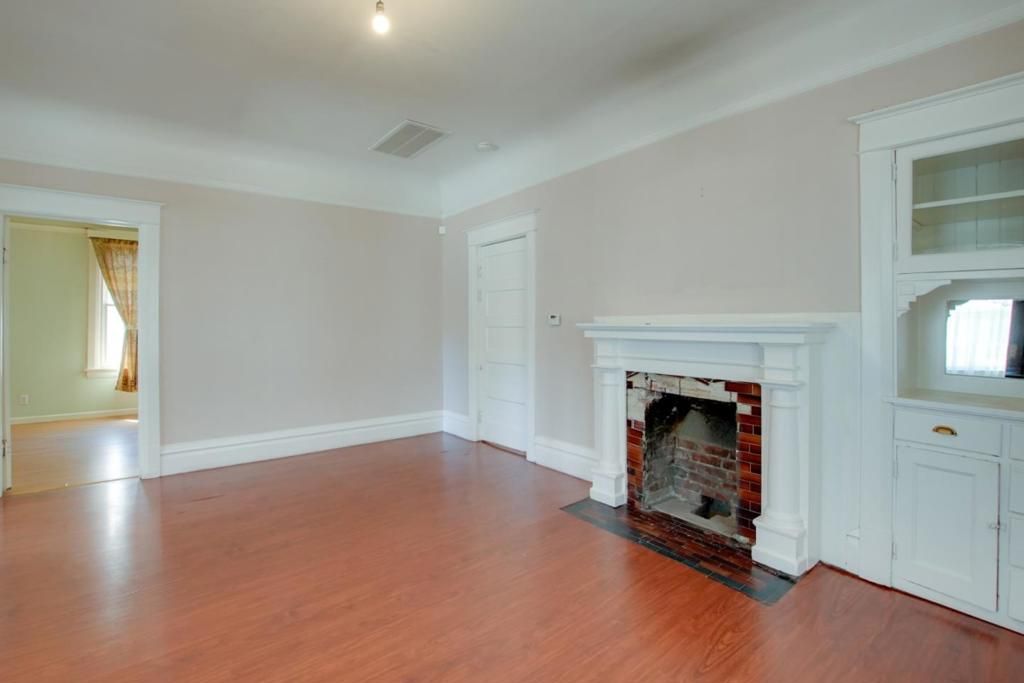 Image 15 of property listing at 541 Vine Street, San Jose, CA 95110