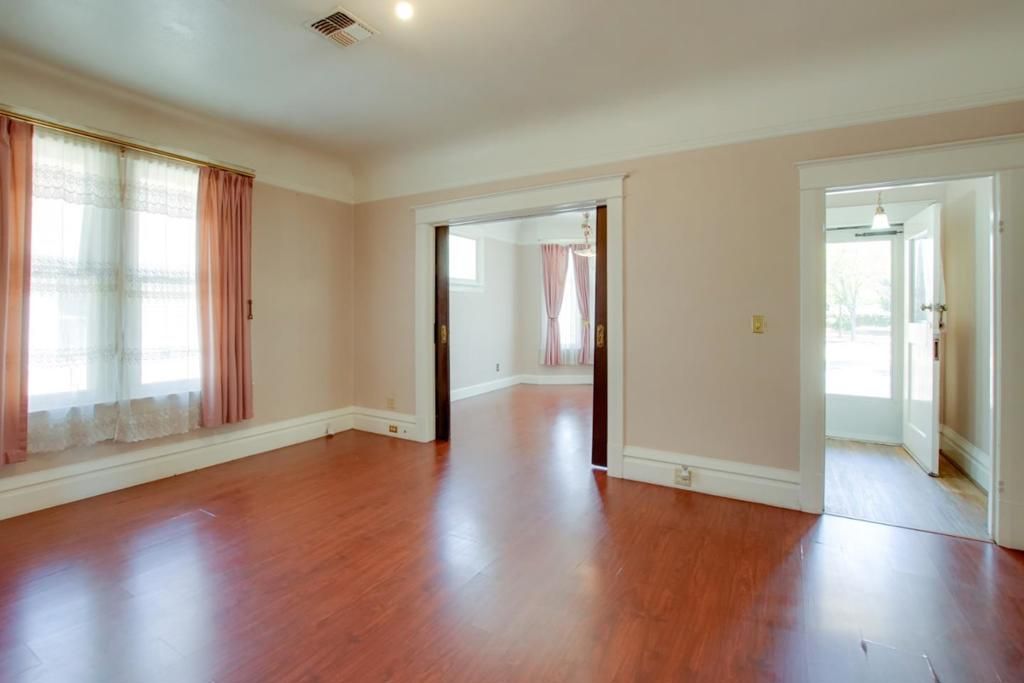 Image 16 of property listing at 541 Vine Street, San Jose, CA 95110