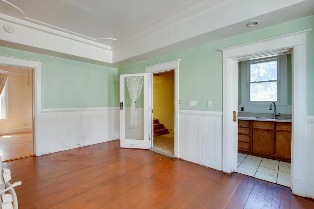 Image 21 of property listing at 541 Vine Street, San Jose, CA 95110