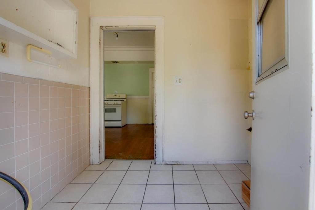 Image 33 of property listing at 541 Vine Street, San Jose, CA 95110