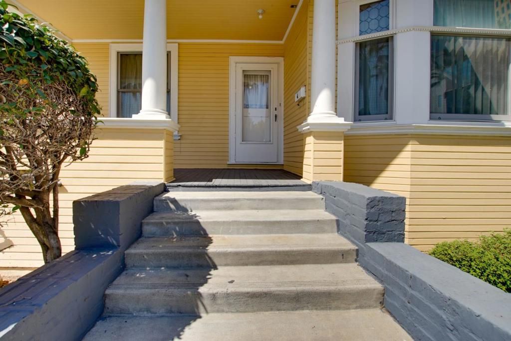 Image 5 of property listing at 541 Vine Street, San Jose, CA 95110