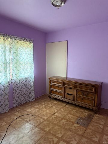 909 Huey Street, South Bend, IN 46628