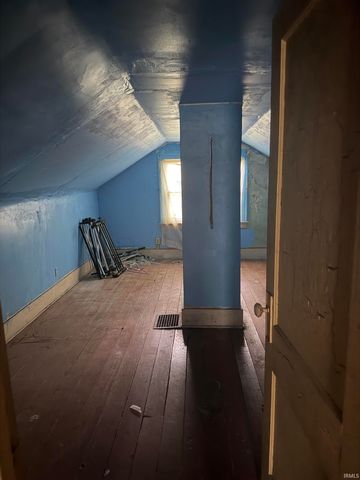 909 Huey Street, South Bend, IN 46628
