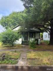 909 Huey Street, South Bend, IN 46628