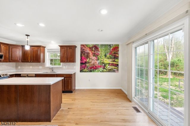 112 Peapack Road unit 2, Far Hills Boro, NJ 07931