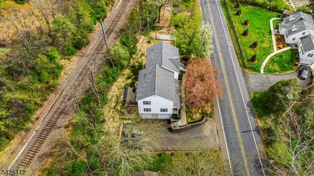 112 Peapack Road unit 2, Far Hills Boro, NJ 07931