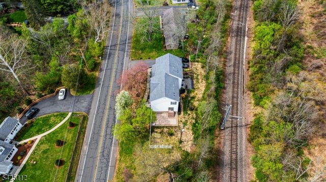 112 Peapack Road unit 2, Far Hills Boro, NJ 07931