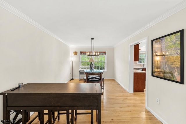 112 Peapack Road unit 2, Far Hills Boro, NJ 07931