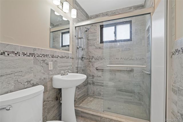 79 Beacon Hill Drive B-25, Dobbs Ferry, NY 10522
