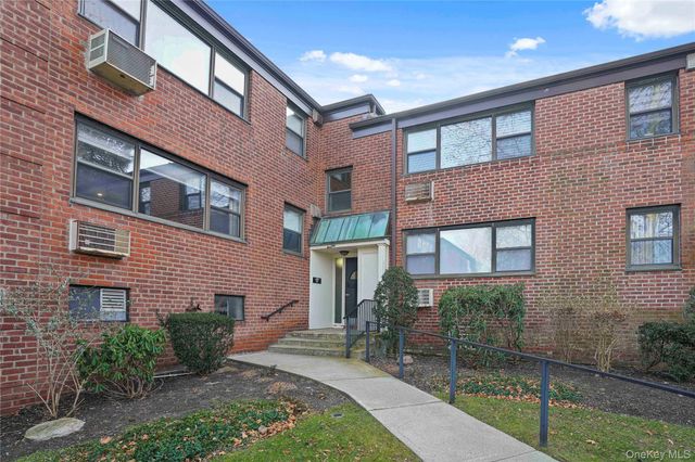 79 Beacon Hill Drive B-25, Dobbs Ferry, NY 10522