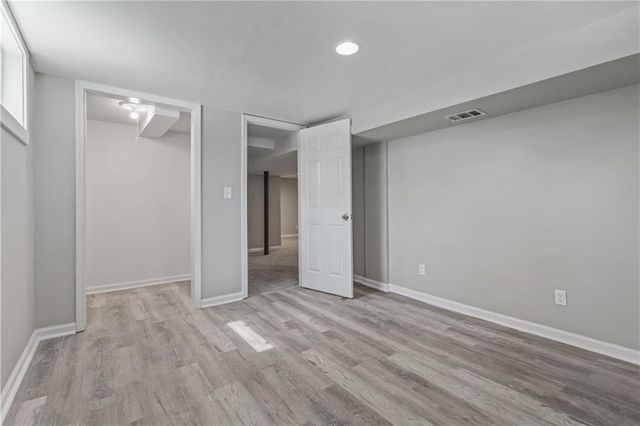 517 Stacey Drive, Belton, MO 64012