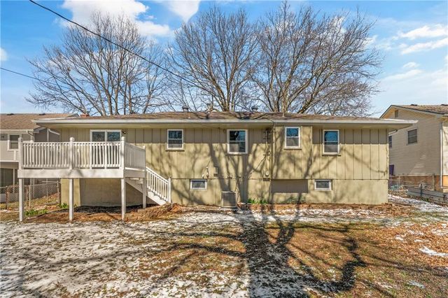 517 Stacey Drive, Belton, MO 64012