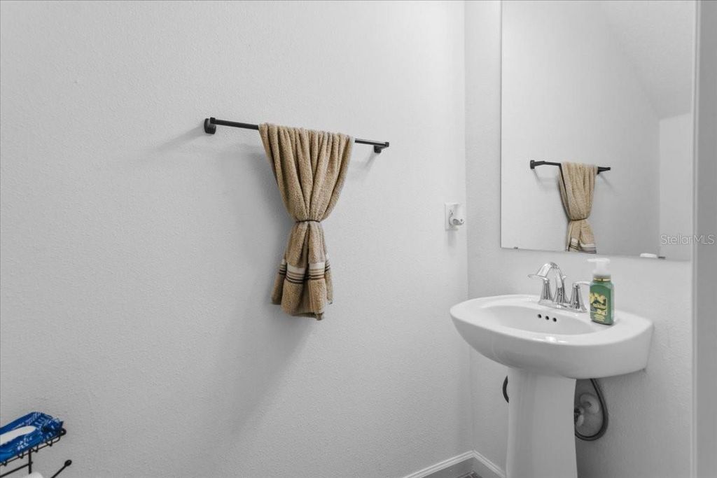 Image 13 of property listing at 12657 NW 7TH PLACE, Newberry, FL 32669