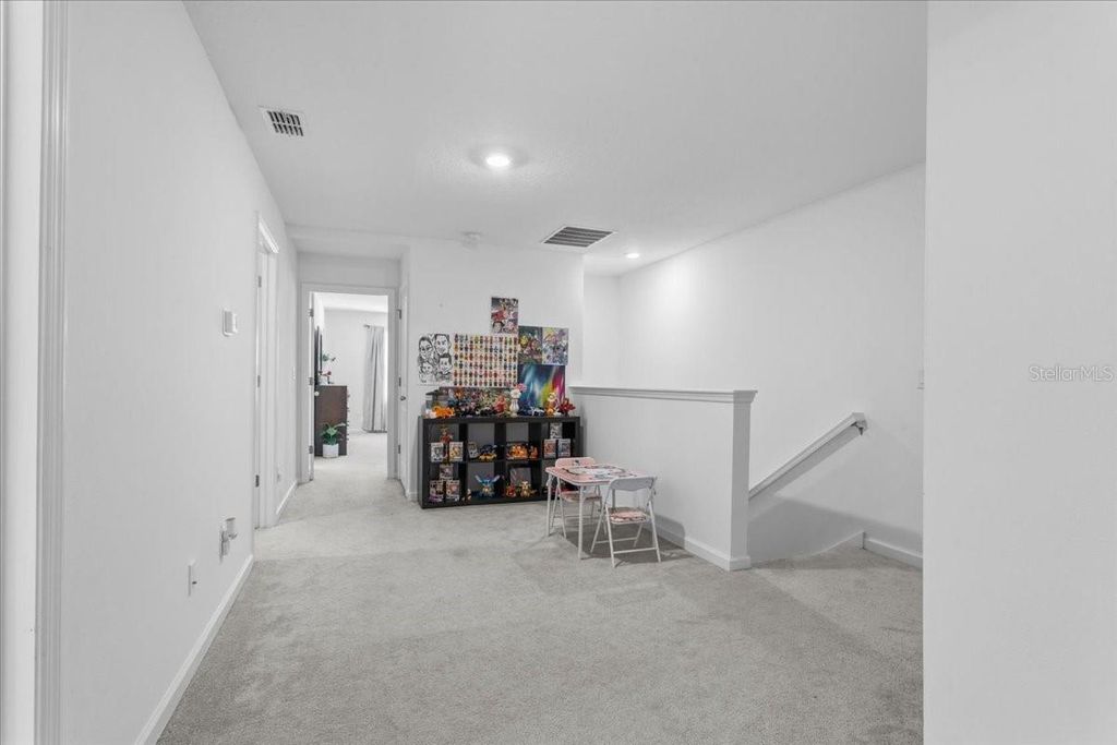 Image 14 of property listing at 12657 NW 7TH PLACE, Newberry, FL 32669