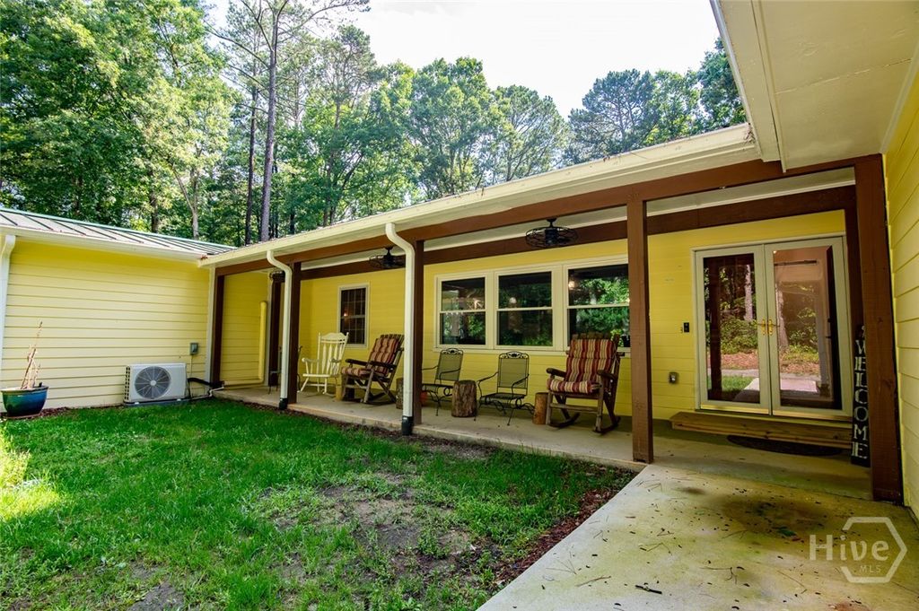 Image 3 of property listing at 5357 Highway 81, Loganville, GA 30052