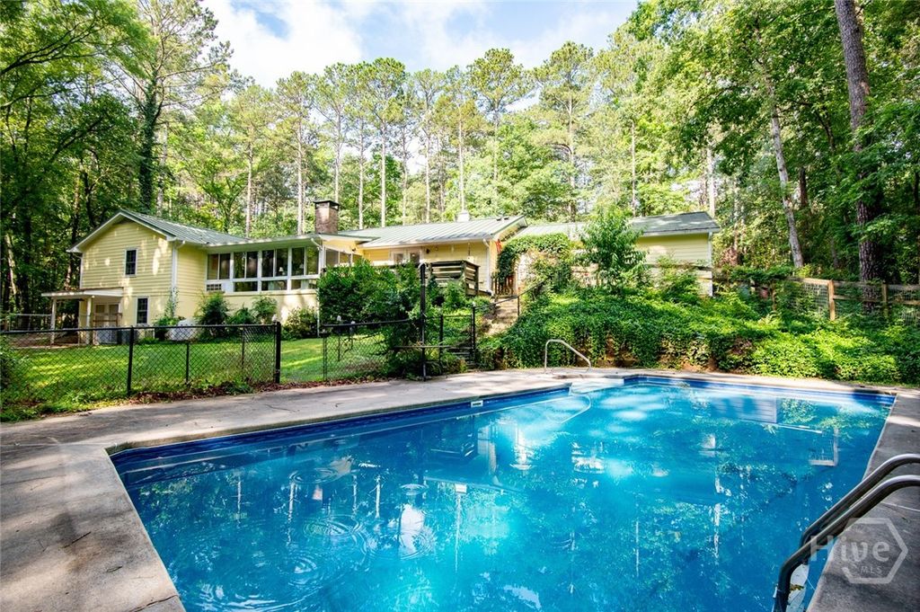 Image 53 of property listing at 5357 Highway 81, Loganville, GA 30052