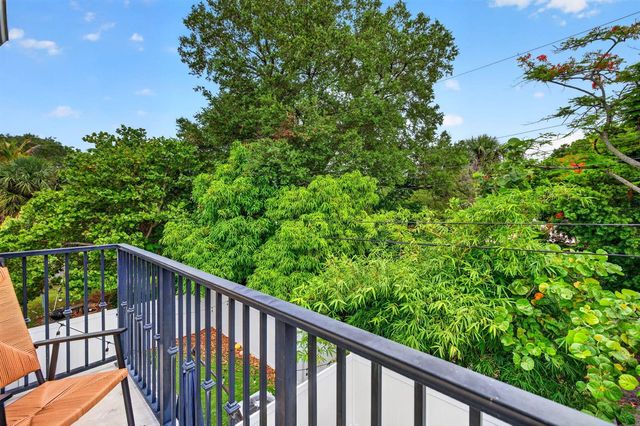 825 Sw 12th Street, Fort Lauderdale, FL 33315