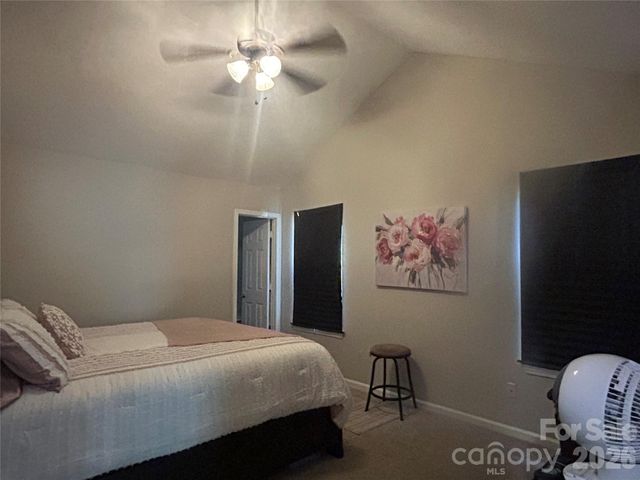 9206 Rotherham Lane, Charlotte, NC 28216
