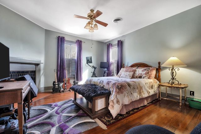 237 E Washington Street, Quincy, FL 32351