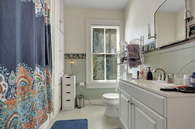 237 E Washington Street, Quincy, FL 32351