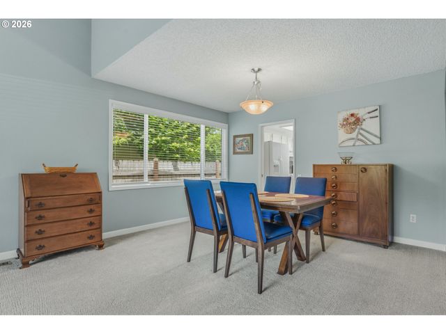 15470 Sw OAKTREE Ln, Tigard, OR 97224