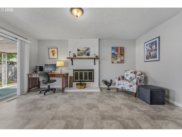 15470 Sw OAKTREE Ln, Tigard, OR 97224