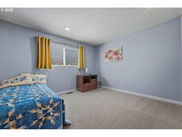 15470 Sw OAKTREE Ln, Tigard, OR 97224