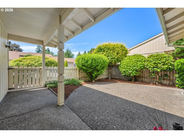 15470 Sw OAKTREE Ln, Tigard, OR 97224