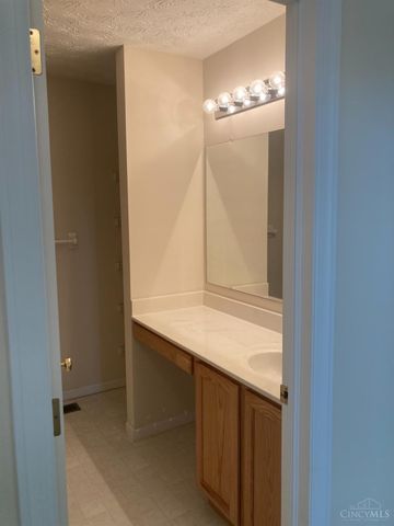 440 Lake Shore Drive, Lebanon, OH 45036