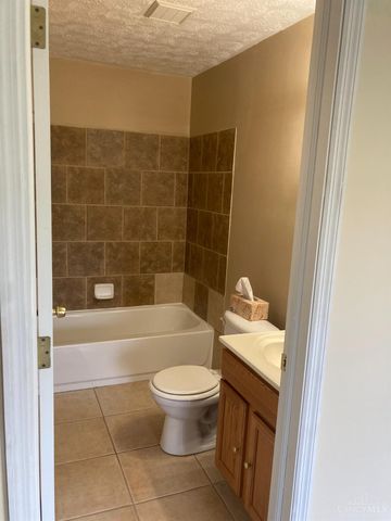 440 Lake Shore Drive, Lebanon, OH 45036