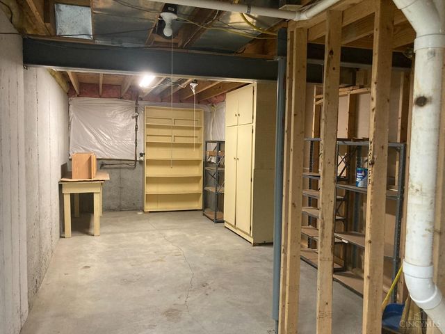 440 Lake Shore Drive, Lebanon, OH 45036