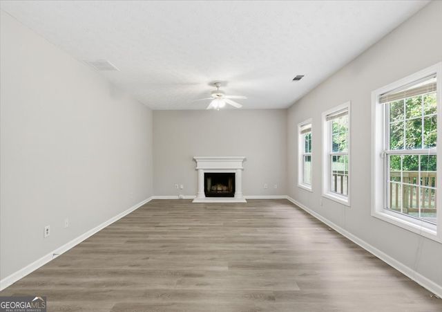5507 Walnut Lane, Lithonia, GA 30038