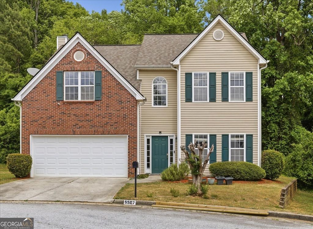 5507 Walnut Lane, Lithonia, GA 30038