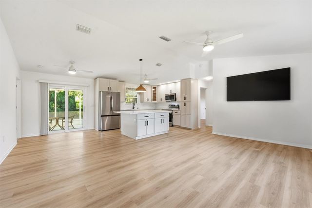 732 Bayfront Terrace, Sebastian, FL 32958