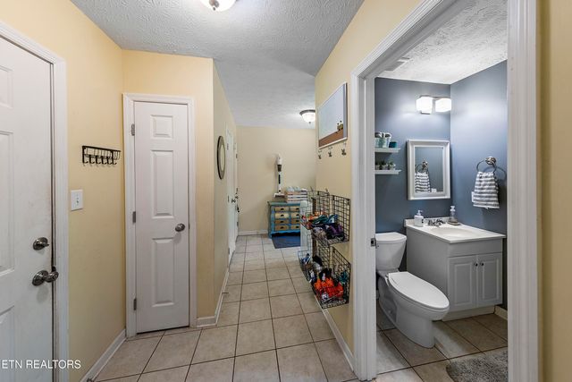 10909 Woody Drive, Knoxville, TN 37934