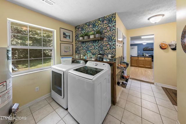10909 Woody Drive, Knoxville, TN 37934