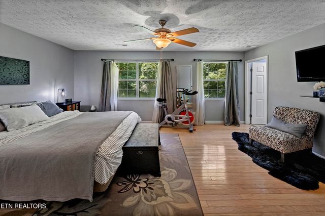 10909 Woody Drive, Knoxville, TN 37934