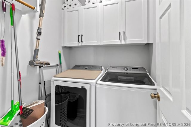 8422 Foxtrail Drive, Fayetteville, NC 28311