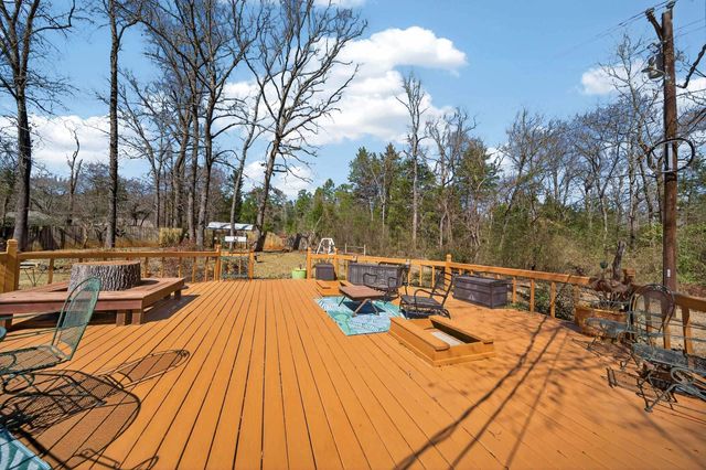 10447 Hancock Rd, Tyler, TX 75707