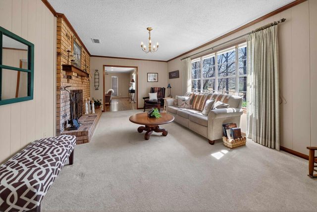 10447 Hancock Rd, Tyler, TX 75707