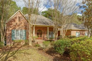 54 St. Annes Dr., Hattiesburg, MS 39401