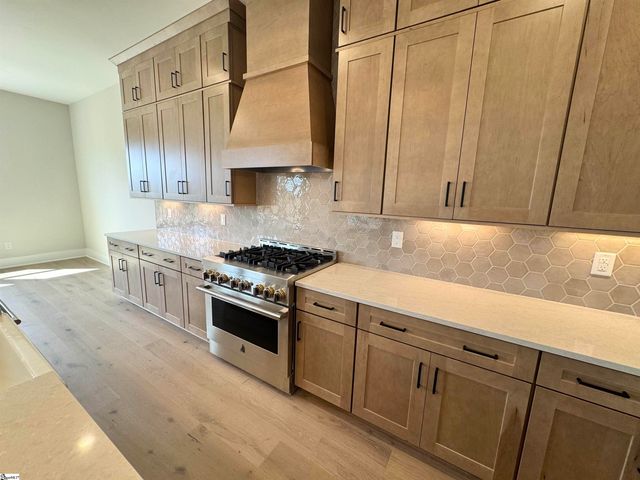 102 Birch Horizon Avenue, Simpsonville, SC 29681