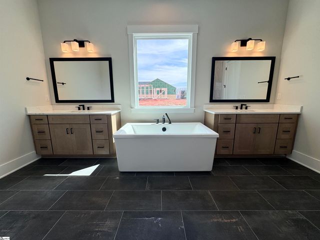 102 Birch Horizon Avenue, Simpsonville, SC 29681