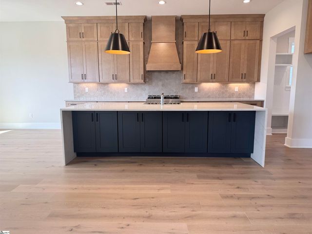 102 Birch Horizon Avenue, Simpsonville, SC 29681