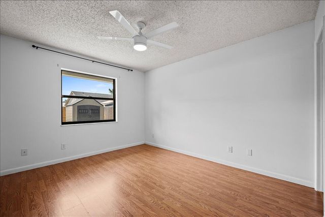 5962 SE Wilsie Drive, Stuart, FL 34997