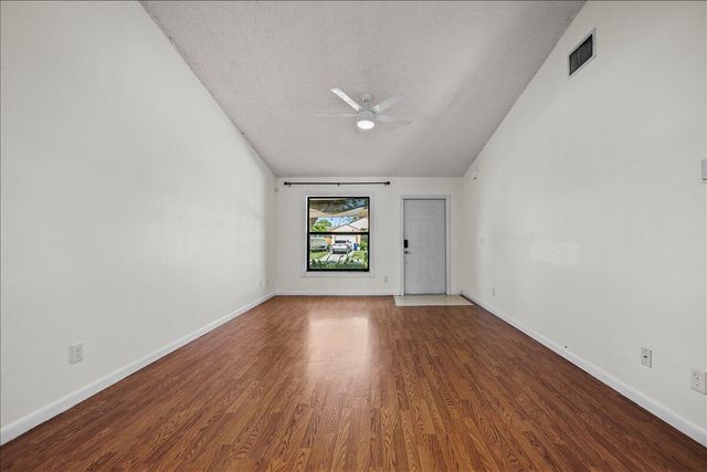 5962 SE Wilsie Drive, Stuart, FL 34997