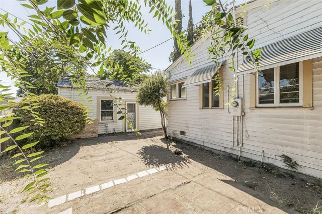643 E Vassar, Fresno, CA 93704